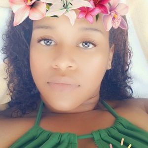 Meet your Posher, Jillian